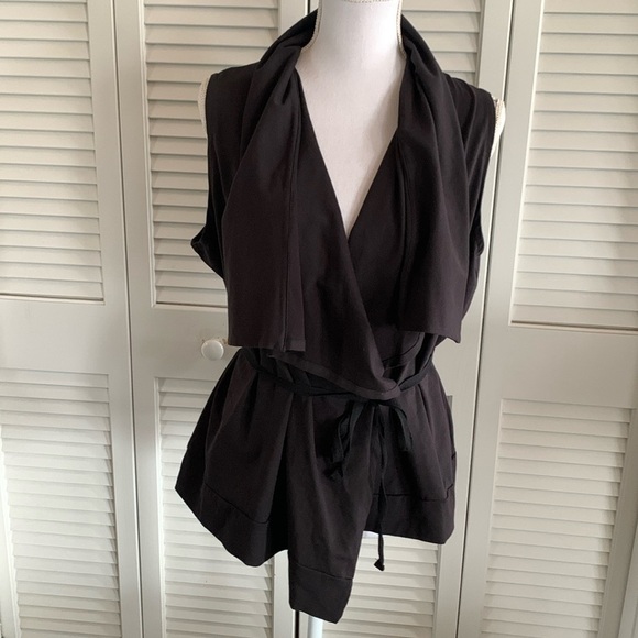 Evereve Tops - Evereve Talia Black Vest Women’s Draped Drawstring Waist Peruvian Cotton OSFM